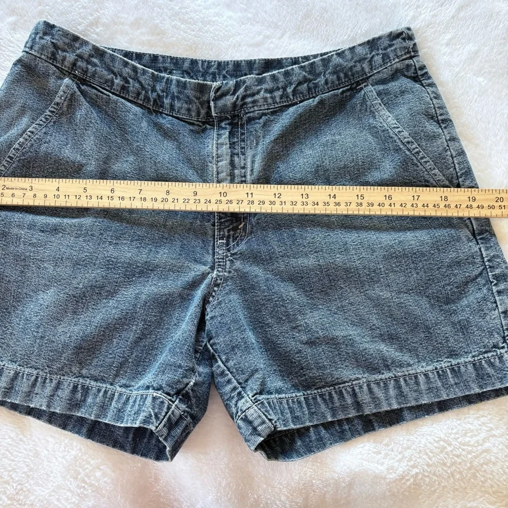 Rare Vintage 2001 Women's Levi's Denim Jean Shorts Size 10 Zipper Fly (32x4.5) - Picture 9 of 16